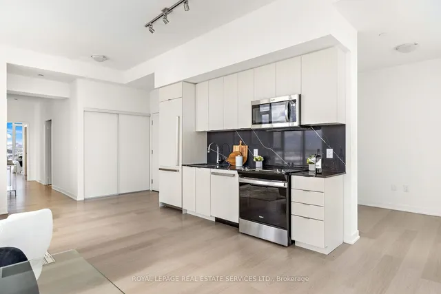 Additional image 17 of 859 The Queensway Unit 1101