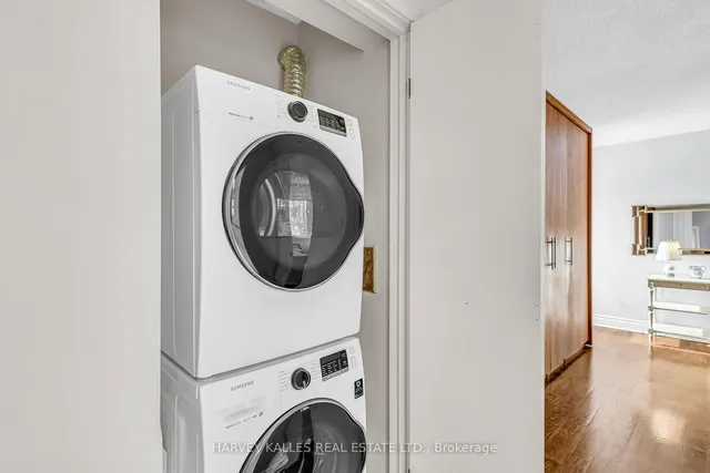 Additional image 35 of 440 Glengarry Ave