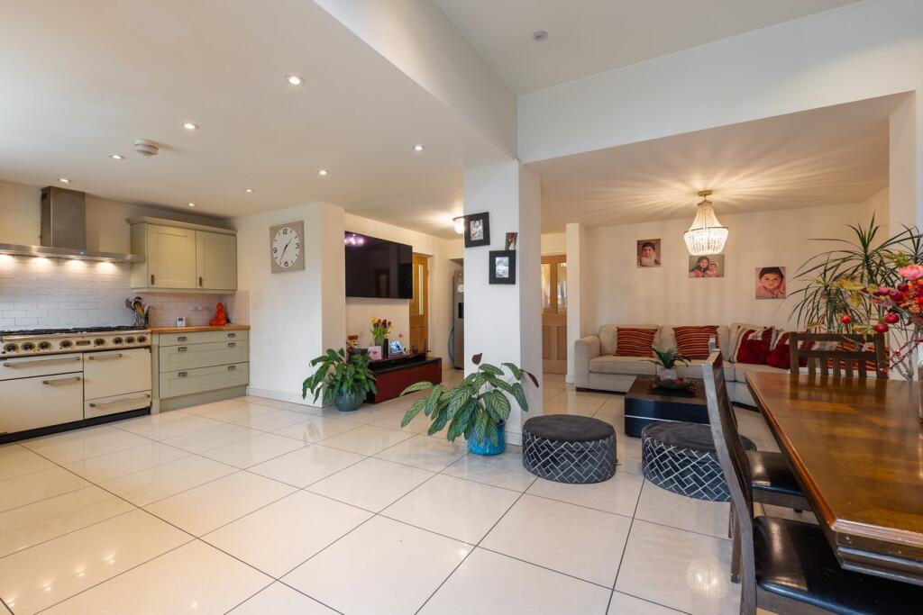 Additional image 8 of Kingslea Road, Solihull, West Midlands, B91