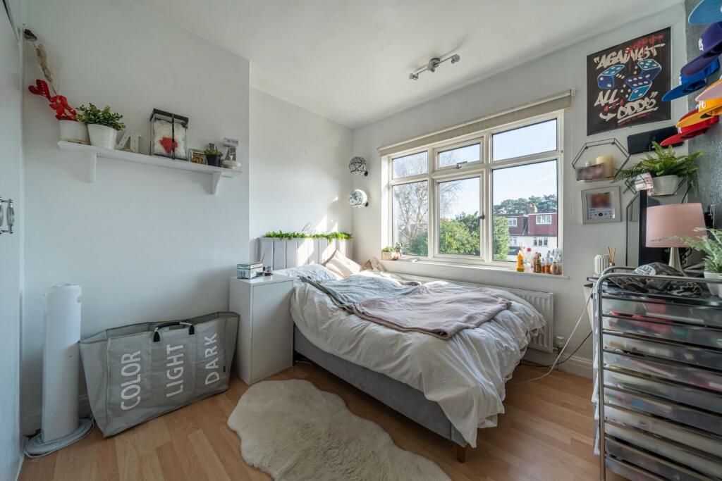 Additional image 13 of Elmstead Avenue, Chislehurst, Kent, BR7