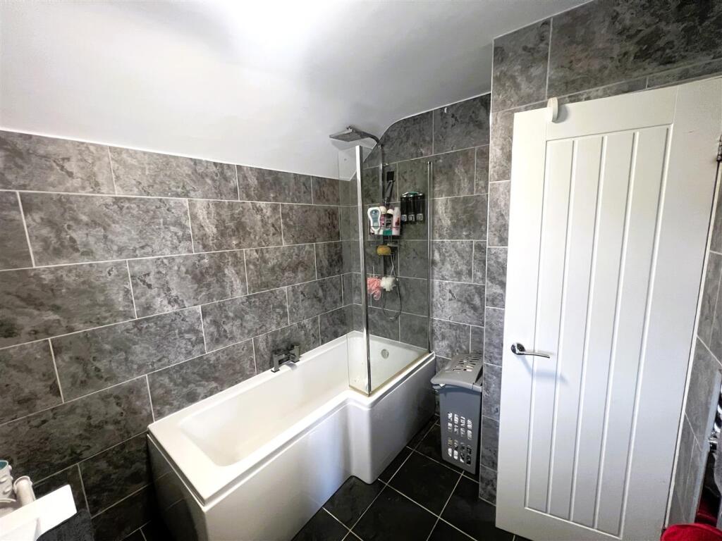 Additional image 19 of Markfield Close, Low Moor, Bradford