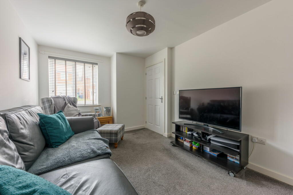 Additional image 5 of Ingram Close, Redditch, B97 6BS