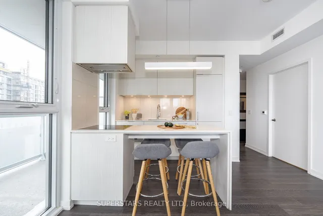 Additional image 11 of 15 Lower Jarvis St Unit 1212