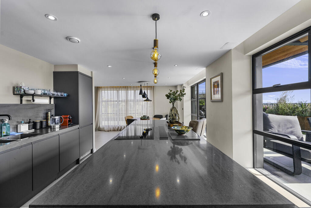 Additional image 15 of Casablanca, Mount Stuart Square