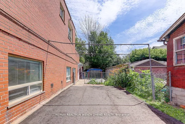 Additional image 38 of 115 Tenth St