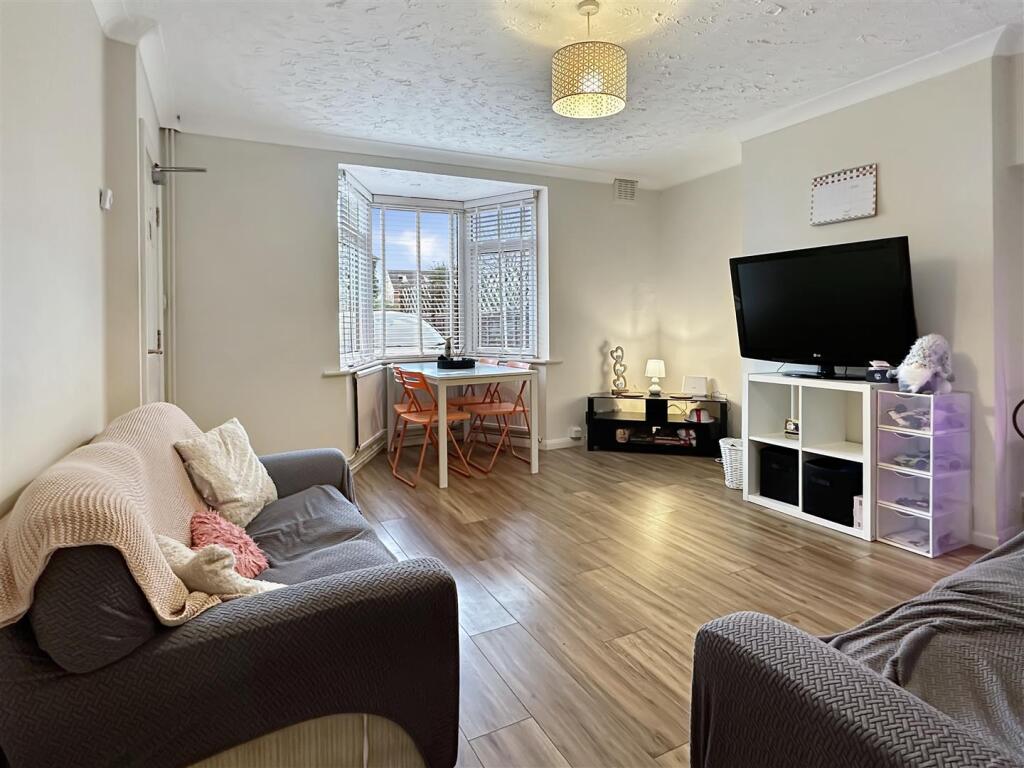 Additional image 4 of Laburnum Close, Cambridge