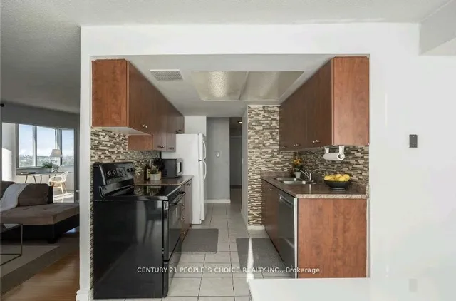 Additional image 7 of 21 Markbrook Lane Unit 1402