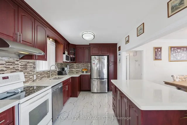 Additional image 8 of 14 Maxim Cres