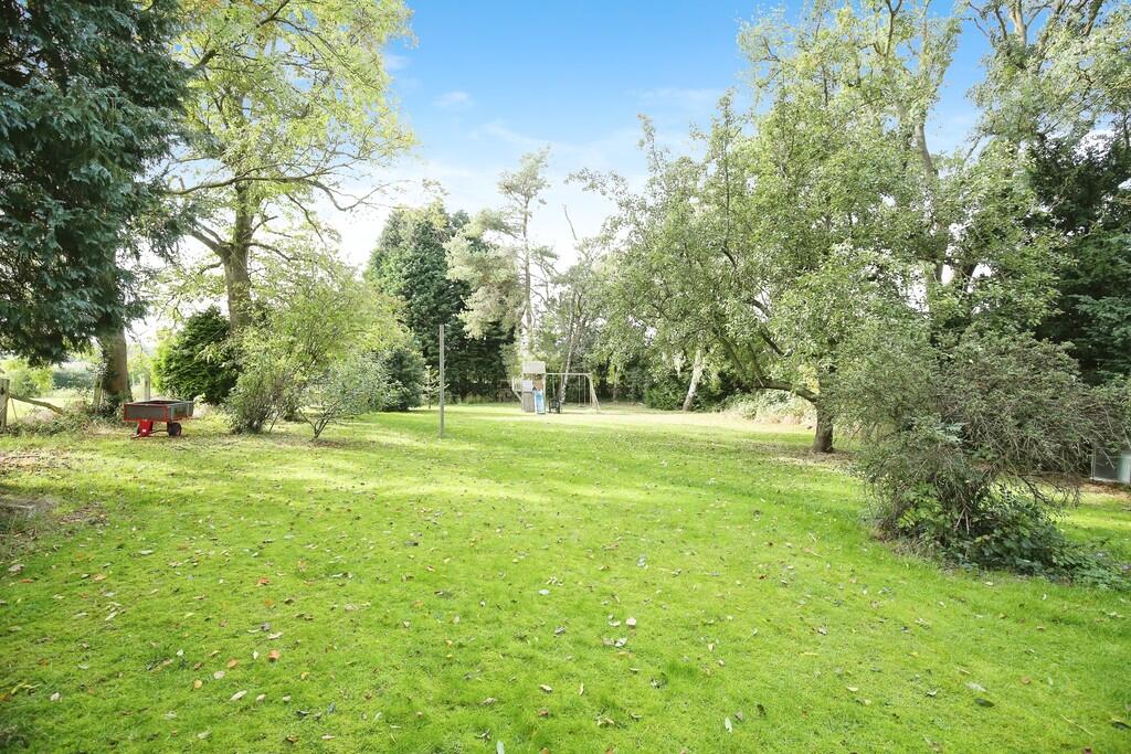 Additional image 31 of Robeys Lane, Tamworth