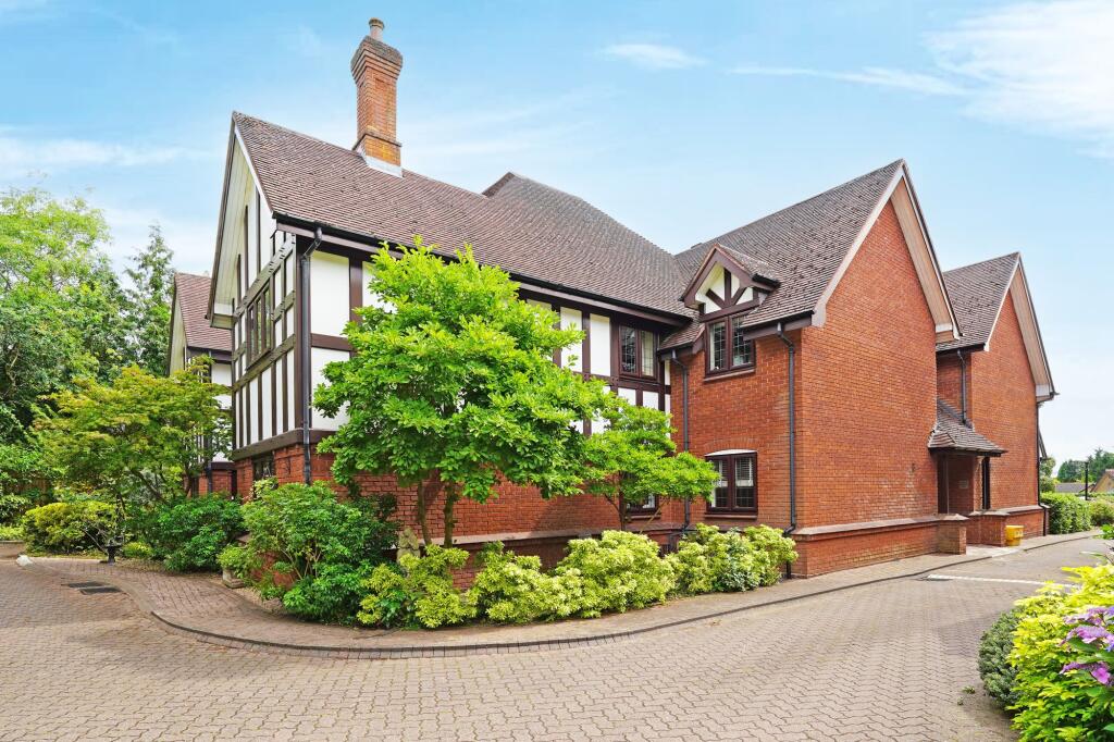 Additional image 23 of Avenue Road, Dorridge, B93