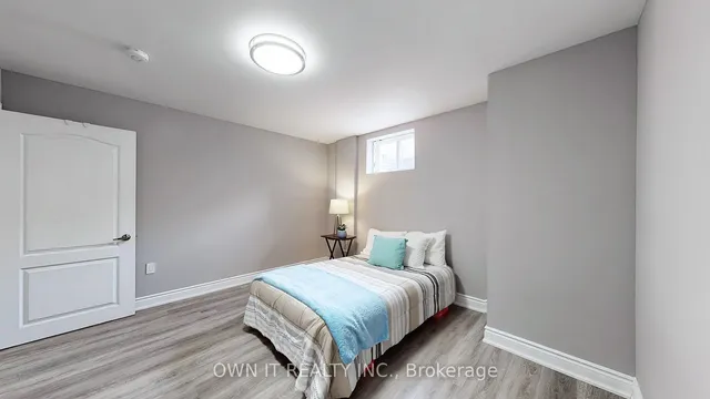 Additional image 38 of 74 Merlin St
