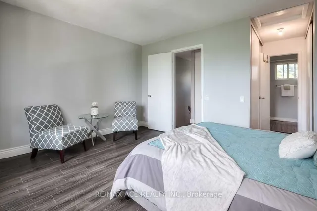 Additional image 11 of 2472 Eglinton Ave Unit TH10