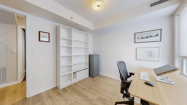 Additional image 25 of 1410 Dupont St Unit 2501