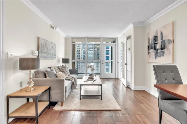 Additional image 4 of 3 Marine Parade Dr Unit 904