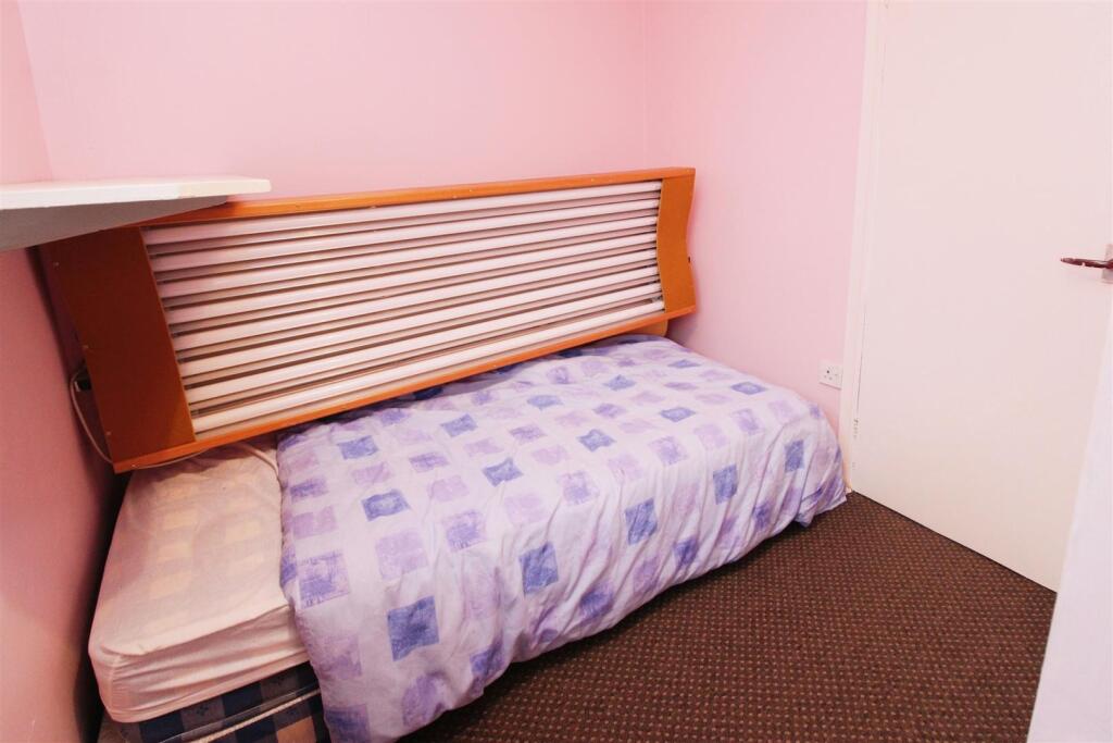 Additional image 12 of Summerlands Grove, Bradford, BD5 8QU