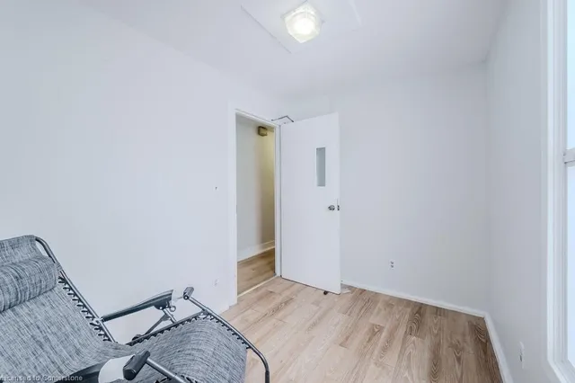 Additional image 19 of 19 Schneider Ave