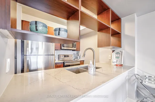 Additional image 11 of 135 Village Green Sq Unit 3422