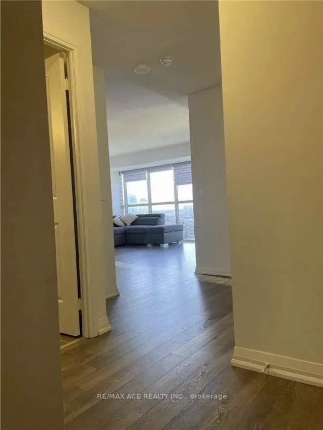 Additional image 7 of 30 Meadowglen Pl Unit 903