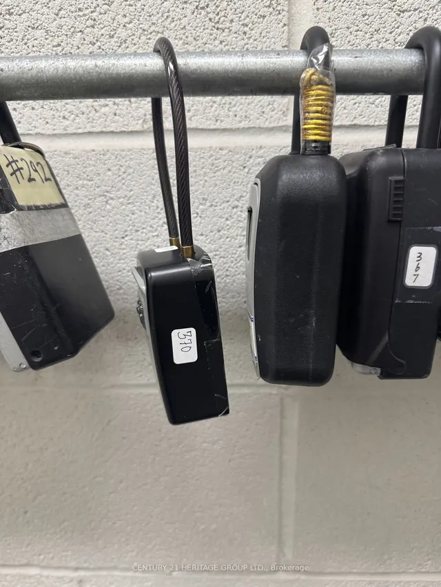 Additional image 9 of 68 Canterbury Pl Unit 1802