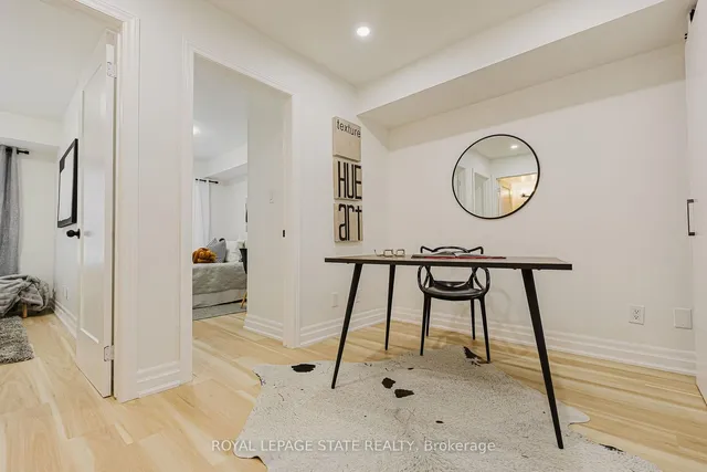 Additional image 13 of 16 Laidlaw St Unit 909