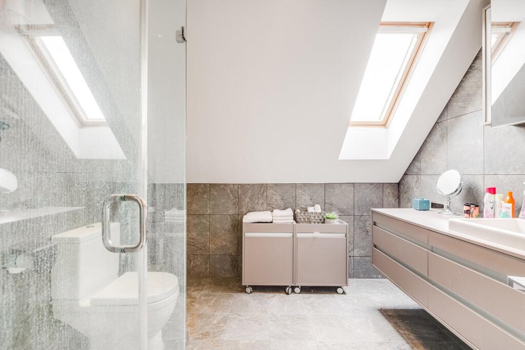 Additional image 21 of Reynards Road, Welwyn, Hertfordshire, AL6