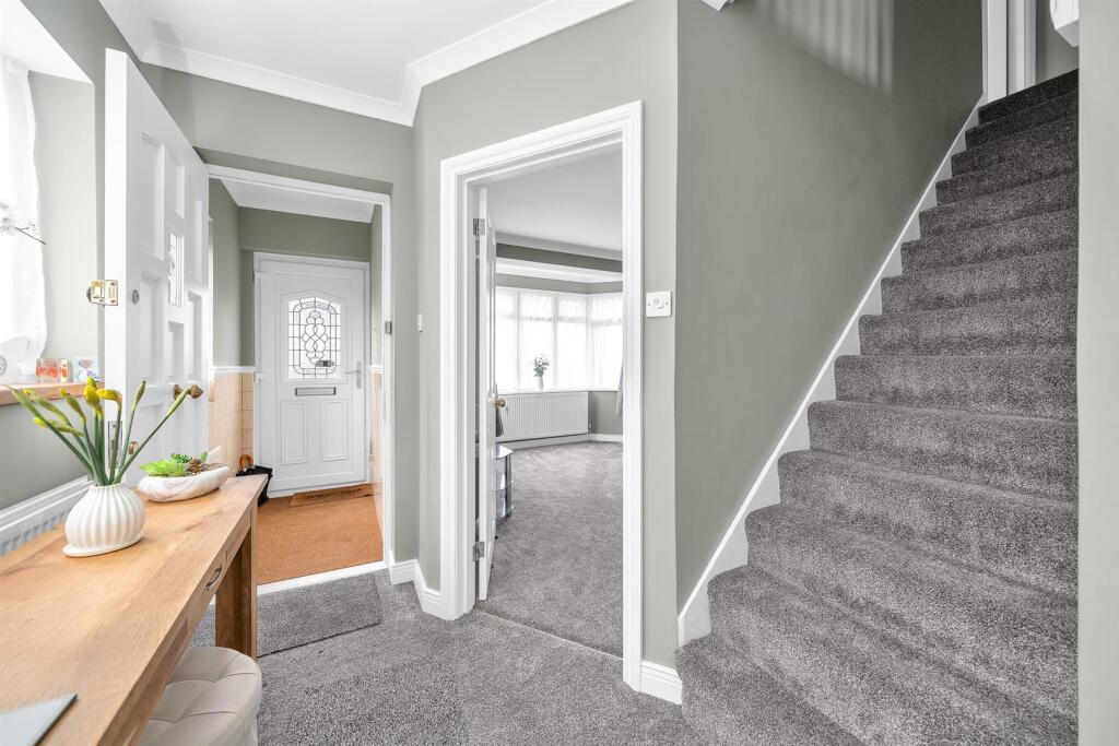 Additional image 4 of Lime Tree Walk, West Wickham