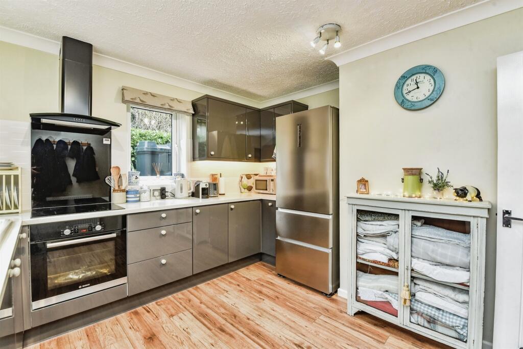 Additional image 22 of King Lane, Warminster