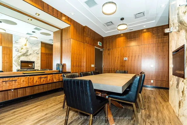 Additional image 37 of 15 Zorra St Unit 605