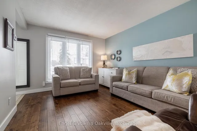 Additional image 5 of 1 Geraldine Crt