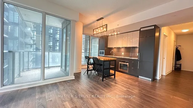 Additional image 10 of 125 Blue Jays Way Unit 1502