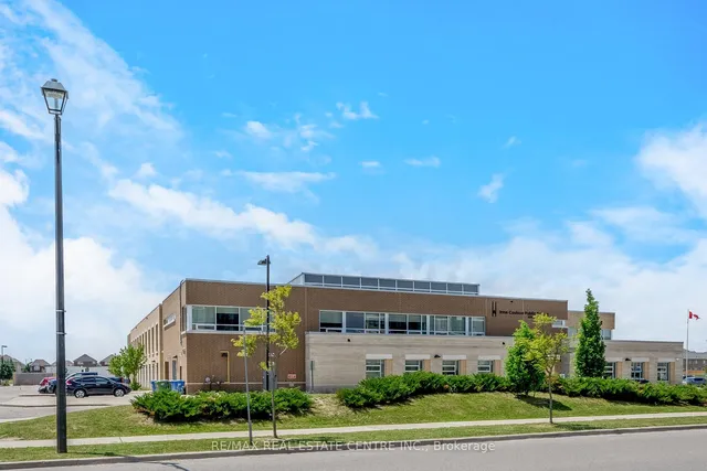 Additional image 32 of 650 Sauve St Unit 507