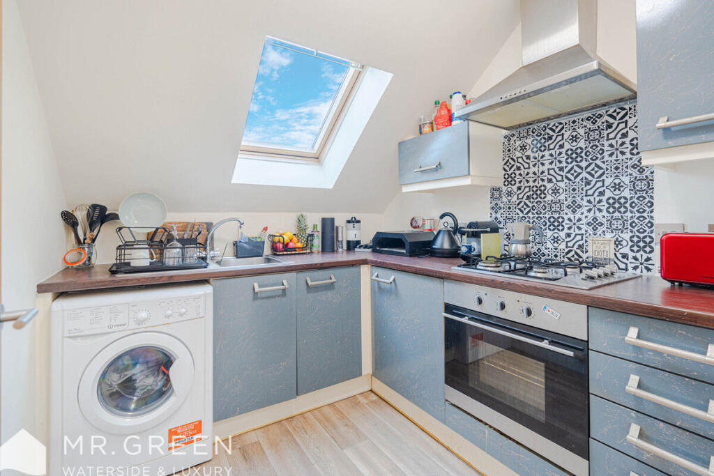 Additional image 4 of Woodside Road, Bournemouth, BH5 AZ