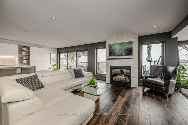 Additional image 17 of 868 Danforth Pl