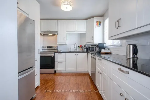 Additional image 4 of 45 Hansen Rd Unit 22