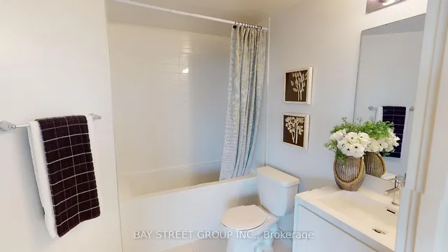 Additional image 11 of 159 Wellesley St Unit 1908