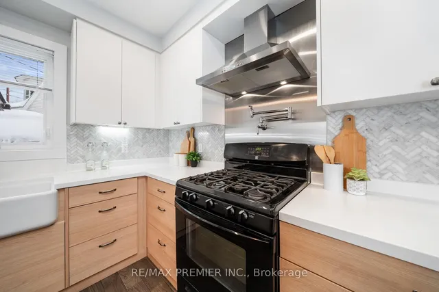 Additional image 18 of 891 Palmerston Ave