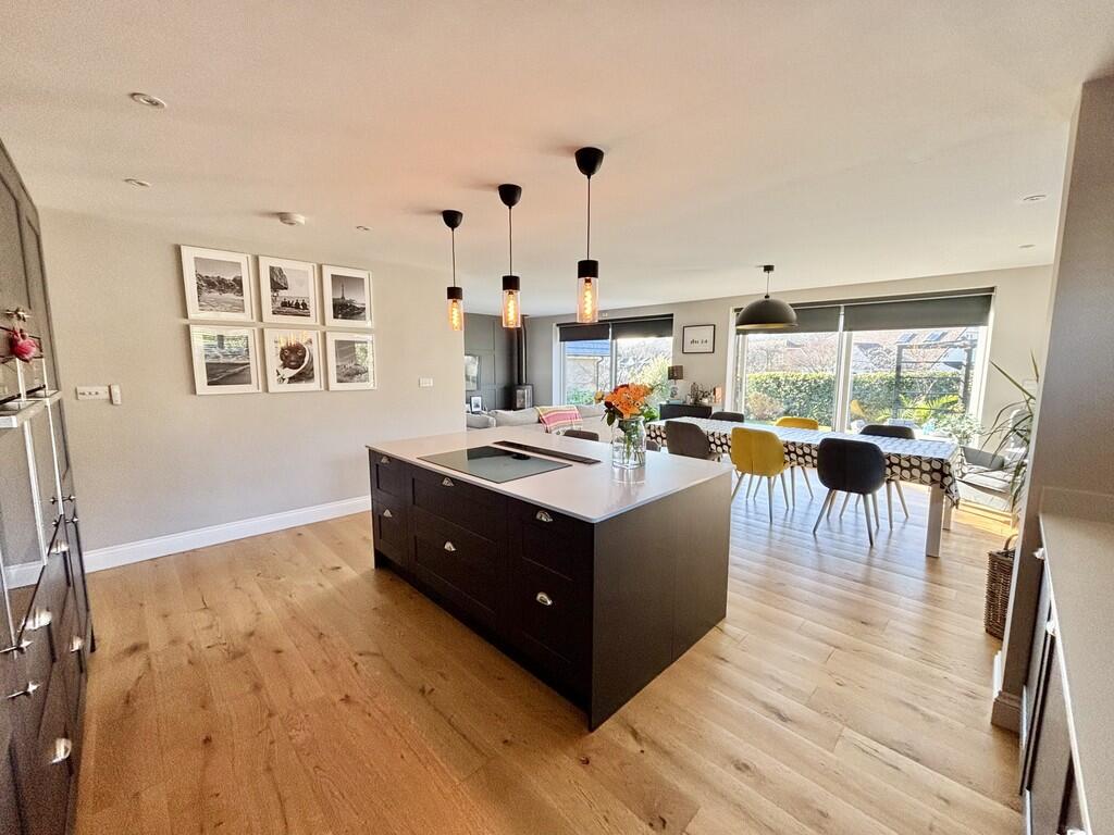 Additional image 32 of Mission Road, Broadstone