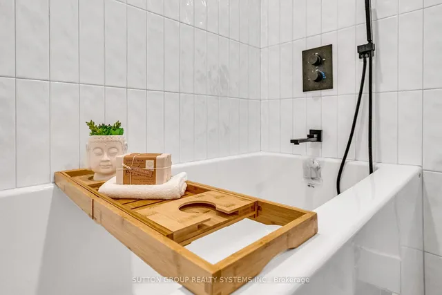 Additional image 29 of 250 Scarlett Rd Unit 2012