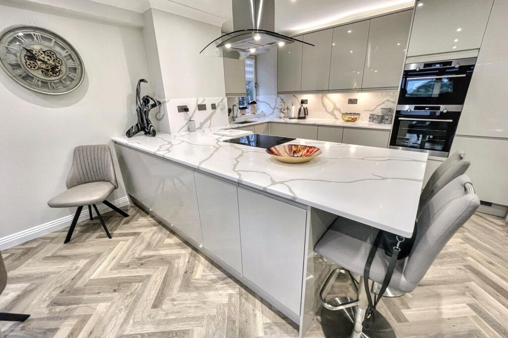 Additional image 25 of East Cliff