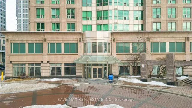 8 Lee Centre Dr Unit 816