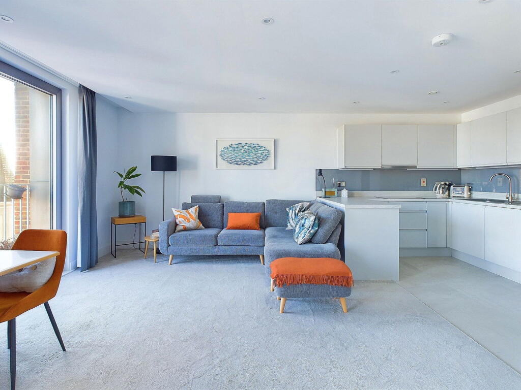 Additional image 6 of Bayside Apartments, 62 Brighton Road, Worthing BN11 2FL