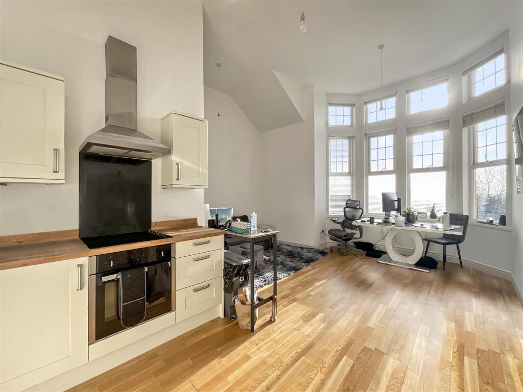 Additional image 11 of Air Balloon Road, St George