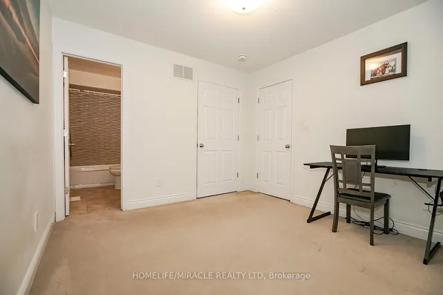 Additional image 33 of 25 Oaklea Blvd