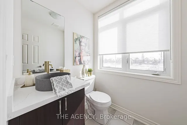 Additional image 15 of 525 Dundas St