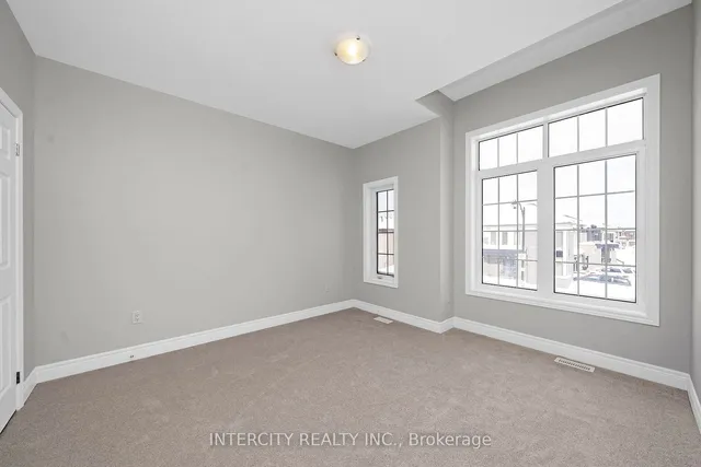 Additional image 26 of 66 Claremont Dr