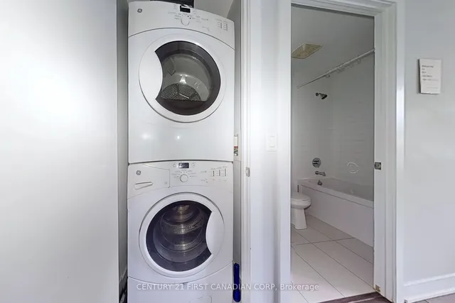 Additional image 29 of 169 Fort York Blvd Unit 519