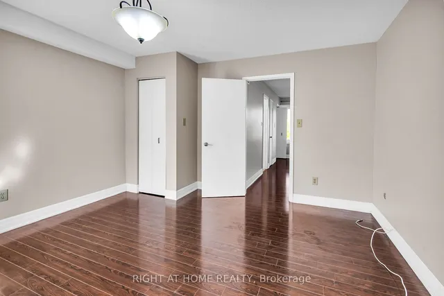 Additional image 17 of 2716 St Clair Ave Unit 13