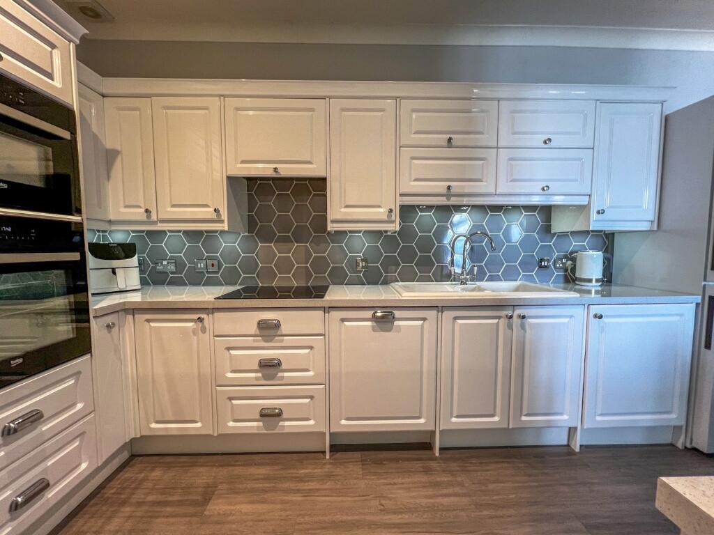 Additional image 24 of Nore Road, Portishead, Bristol, Somerset, BS20