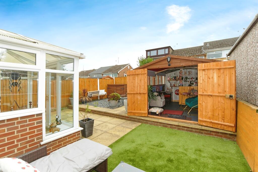 Additional image 14 of Fourlands Crescent, Bradford