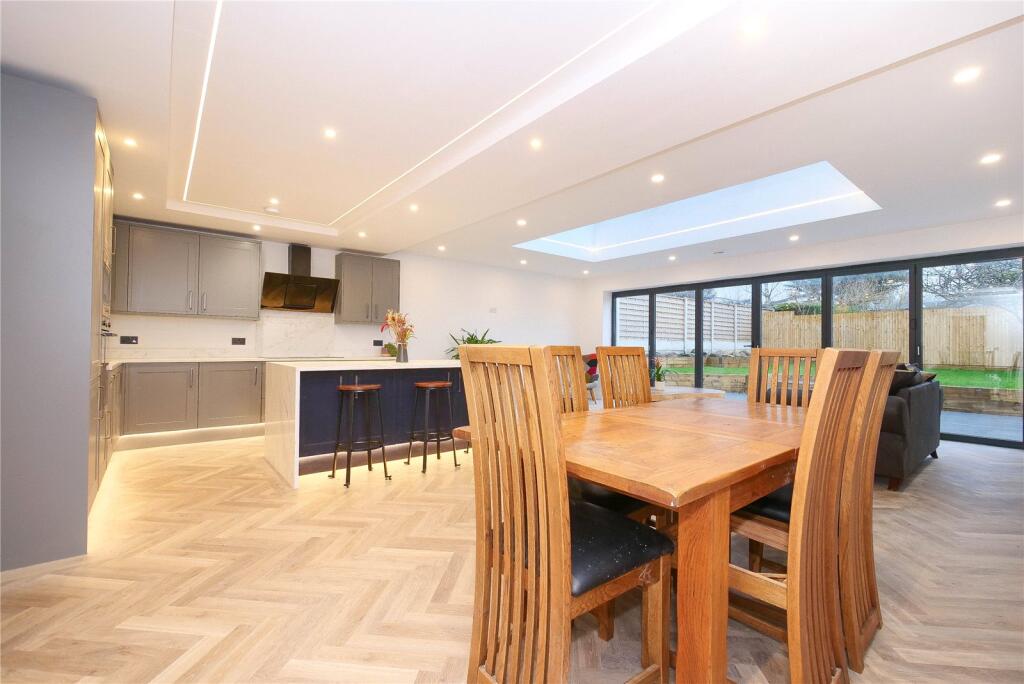 Additional image 9 of Woodlands Grove, Baildon, Shipley, West Yorkshire, BD17